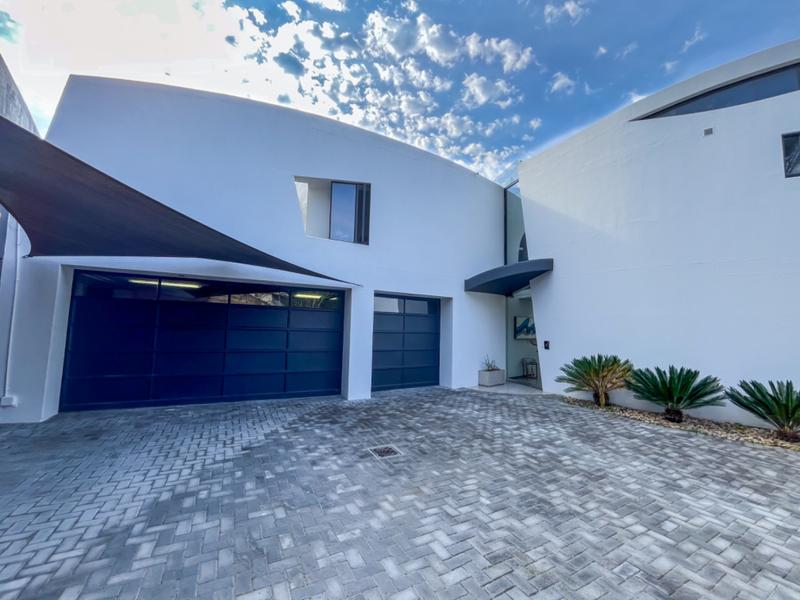 6 Bedroom Property for Sale in Hoog En Droog Western Cape